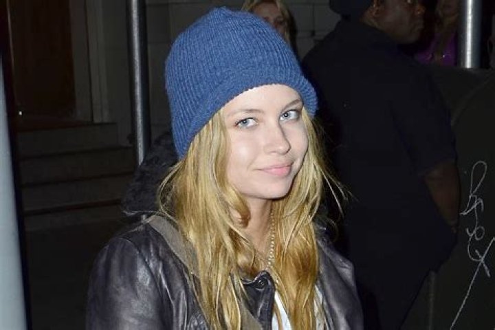 Daveigh Chase – Arrest, Net Worth – What is she doing now?