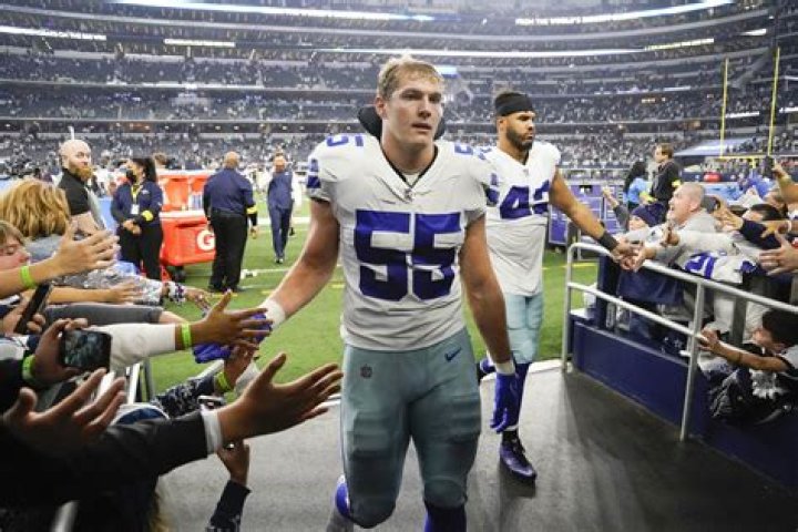 Leighton Vander Esch's Net Worth (Updated 2024)