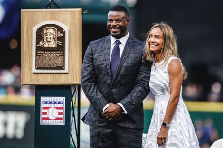 Melissa Griffey: Ken Griffey Jr's Wife
