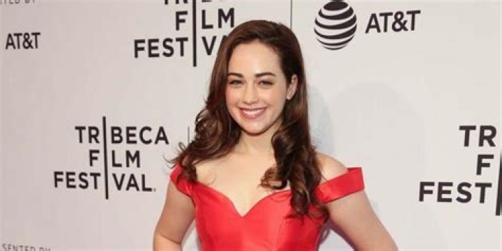 Naked Truth Of 23yo Mary Mouser – Height, Boyfriend, Wealth