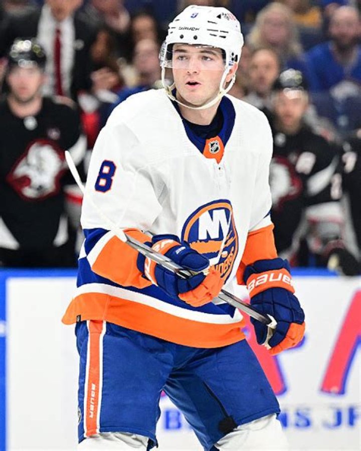 Noah Gray Salary & Contract