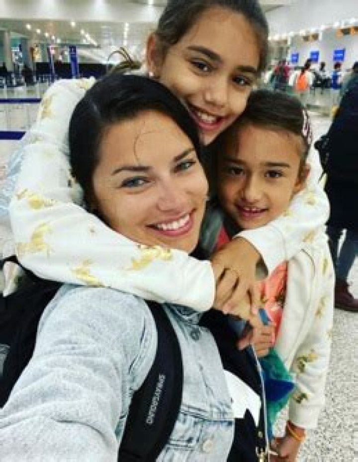 Sienna Lima Jaric- Adriana Lima Daughter Unseen