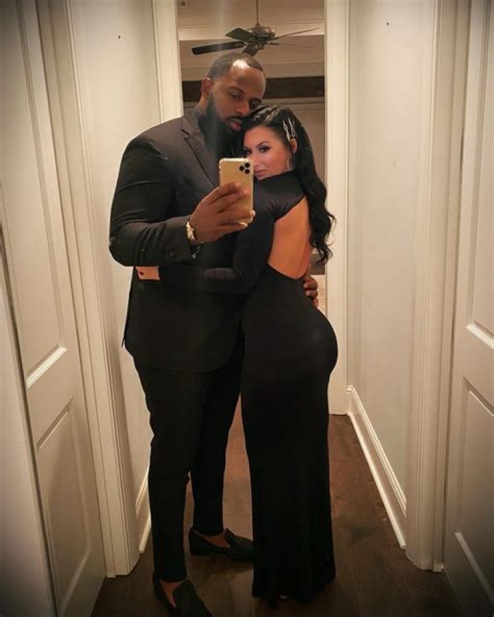 Who is Kaycee Marchetti, Girlfriend of Fletcher Cox ? His Parents, Salary and Jersey