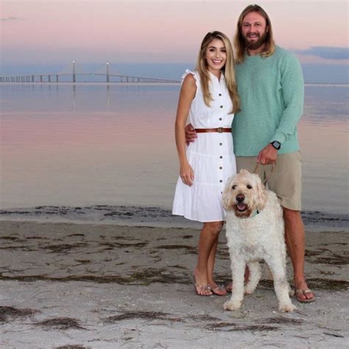 Who is Melissa Bowman, Wife of Taylor Motter? His parents, family, salary, net worth, jersey